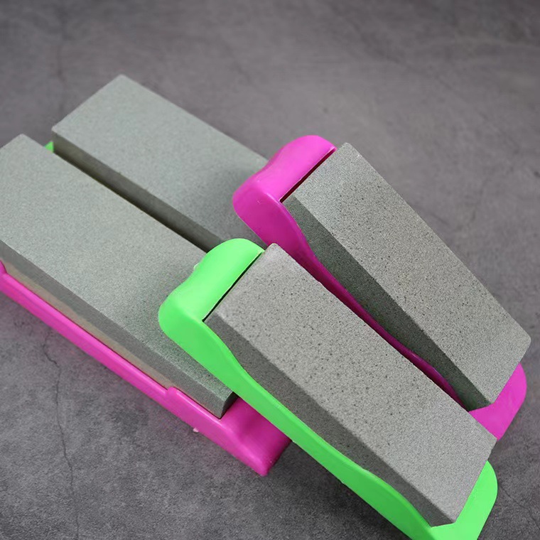 Kitchen knives with double-sided bases, household grindstone kitchen knives, fruit knives and knife sharpeners with handles Specification drawing