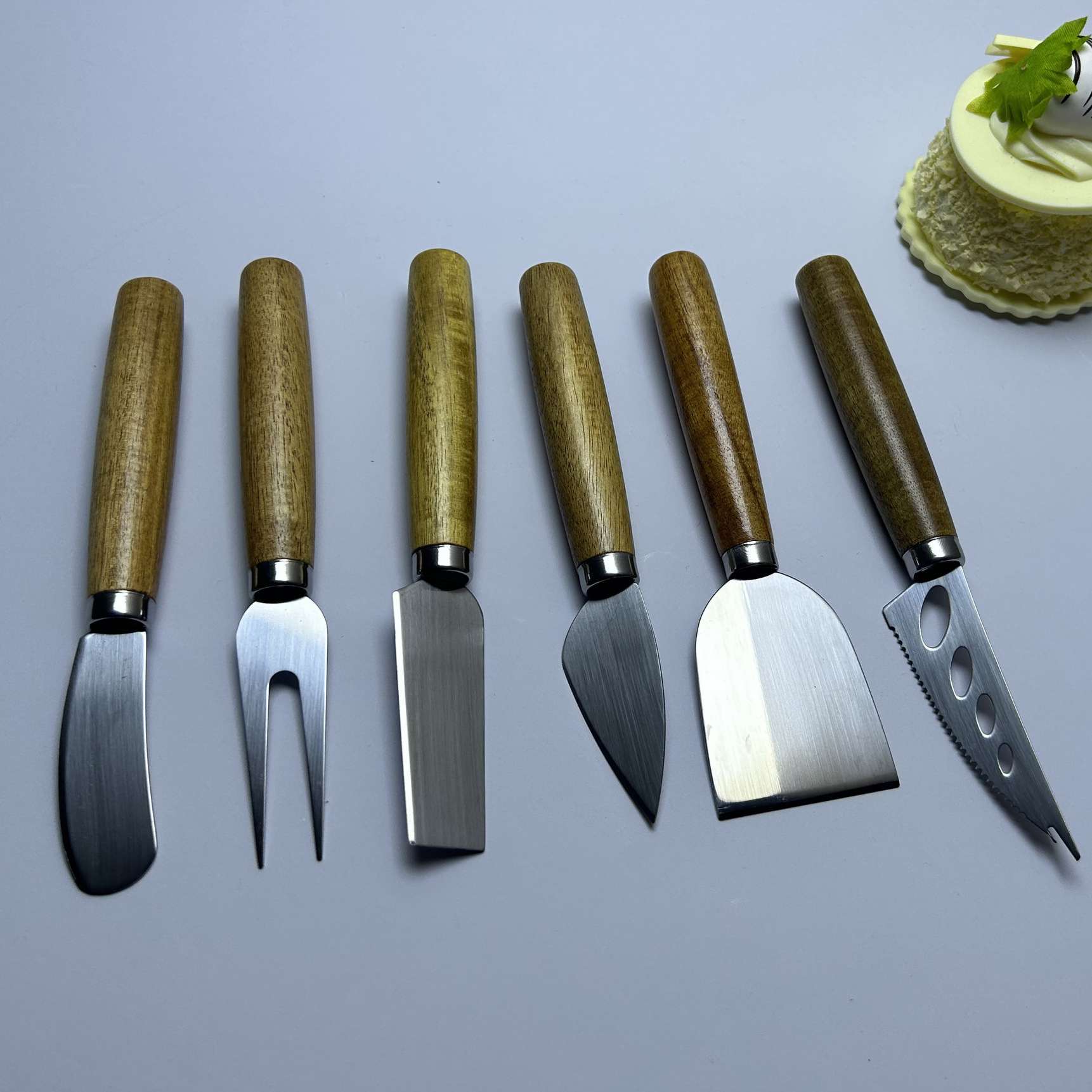 Factory stock: Stainless steel cheese knife, solid wood long-handled acacia butter knife, knife and fork tableware set, kitchen tools Application Scenario