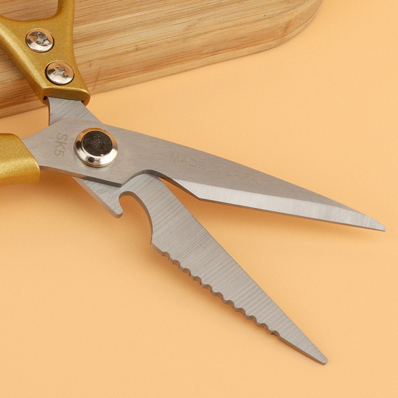 Multi-functional scissors, kitchen stainless steel household scissors, powerful chicken bone scissors, scissors, fish-killing factory wholesale Application Scenario