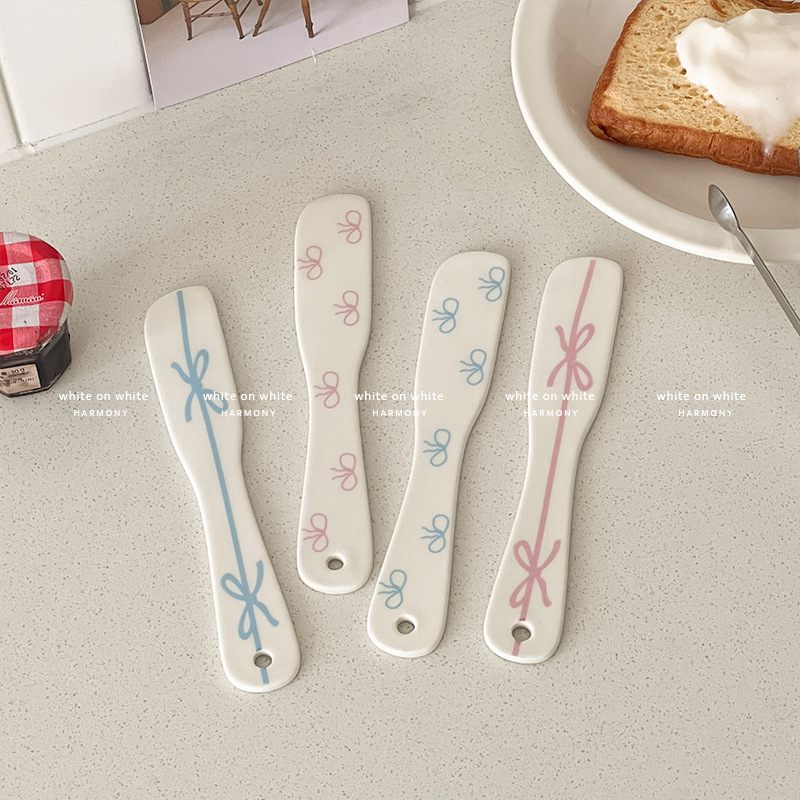Mini spatula, butter knife, cheese spreading knife, cute spreading spoon, spreading knife, toast and bread spreading knife full figure