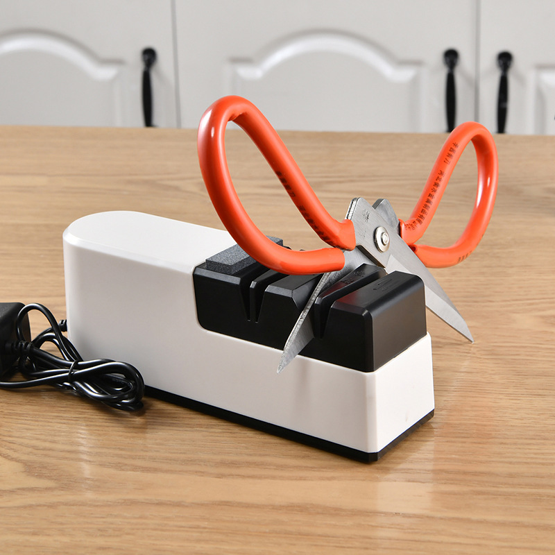 Wholesale of electric knife sharpeners for kitchen fine grinding, manual tool knife sharpeners, table knives, scissors, kitchen knives, and rapid knife sharpeners Application Scenario