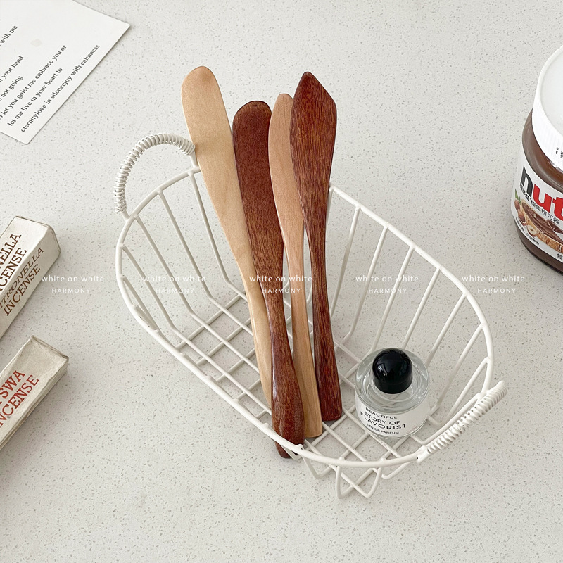 Wooden butter knife, spatula, toast spread knife, cheese knife, cheese spatula, spread tool, jam spreading knife Application Scenario