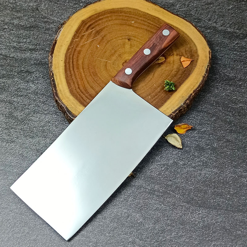 Blacksmith hand-forged mirror-finish kitchen slicing knife, widened chopping knife, commercial hotel special chef slicing and kitchen knife Application Scenario