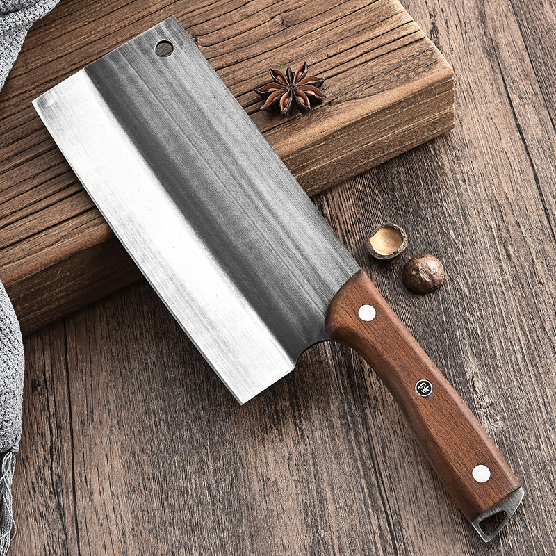 Yangjiang household stainless steel kitchen knives, hand-forged chopping knives, dual-purpose chopping knives, kitchen knives, stainless steel meat knives Application Scenario