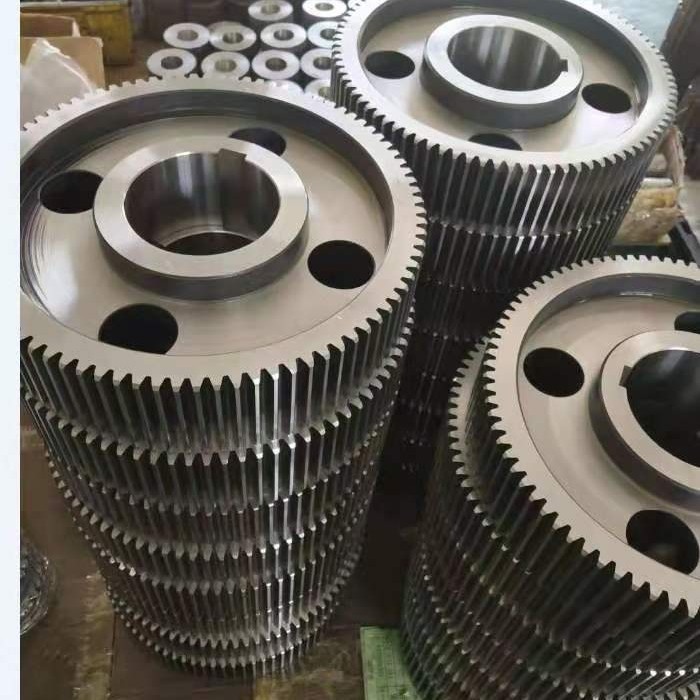 The manufacturer processes cylindrical gears, precision pinions, transmission gears, industrial gears, helical gears and sprockets details Picture