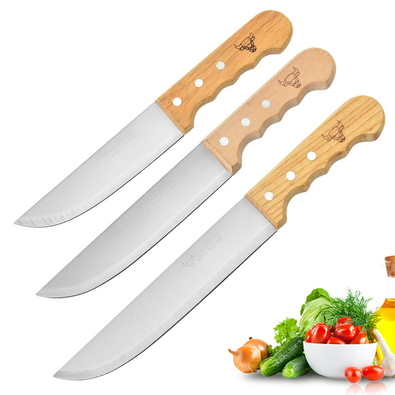 Wholesale stainless steel wooden handle chef knives from the manufacturer, 6 inches, 7 inches, 8 inches, and 9 inches for household use. They are sharp and effective for slicing vegetables and meat full figure