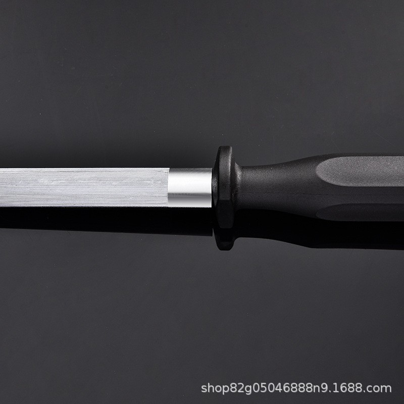 Butcher's hand-held kitchen knife, chef's knife, fine-grained sharpening stick, commercial high-density high-carbon steel sharpening flat knife stop stick Application Scenario