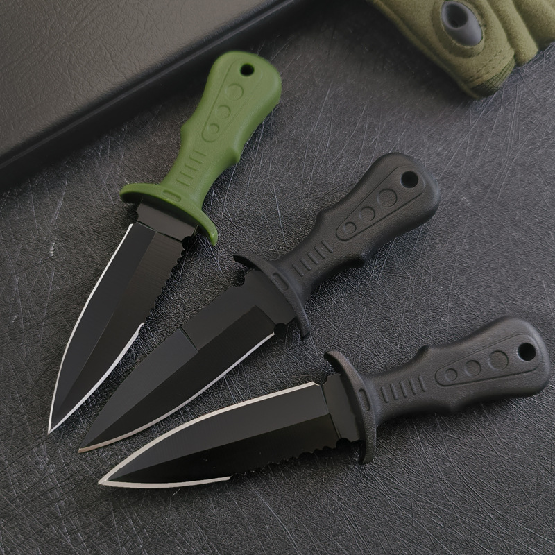Cross-border outdoor knife, stainless steel fruit knife, emergency self-defense knife, necklace mini knife, outdoor barbecue and camping knife Application Scenario