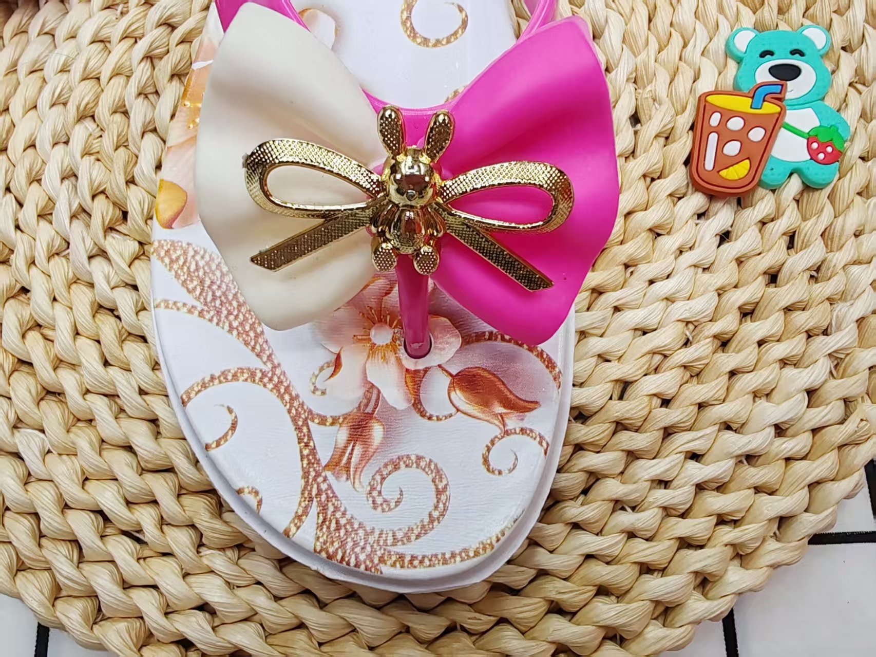 New summer 2025 printed thick-soled anti-slip flip-flops and flip-flops Specification drawing