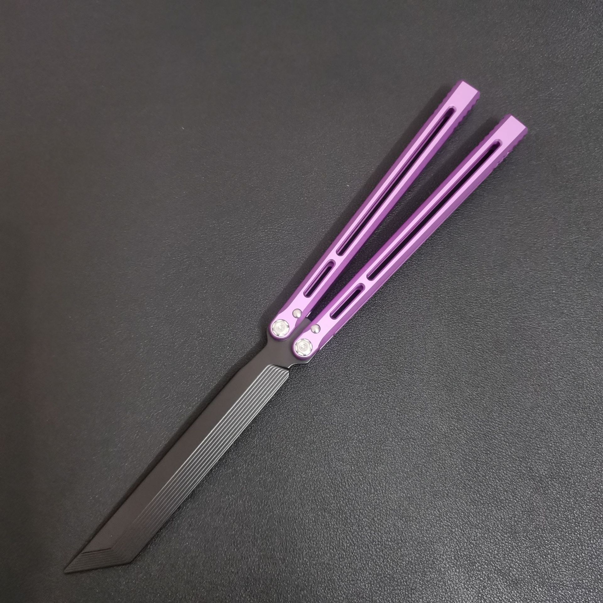 Outdoor telesto butterfly knife unedged training Freestyle swinging multi-functional folding knife all-in-one toy edc undefined