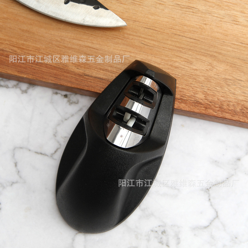 Mouse tungsten steel ceramic knife sharpener, home quick two-piece mini portable knife sharpener, simple stone sharpener details Picture