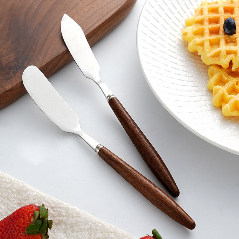 Cross-border new products: 304 stainless steel butter knife, walnut wood handle, long handle, jam butter spatula, cream piping knife full figure