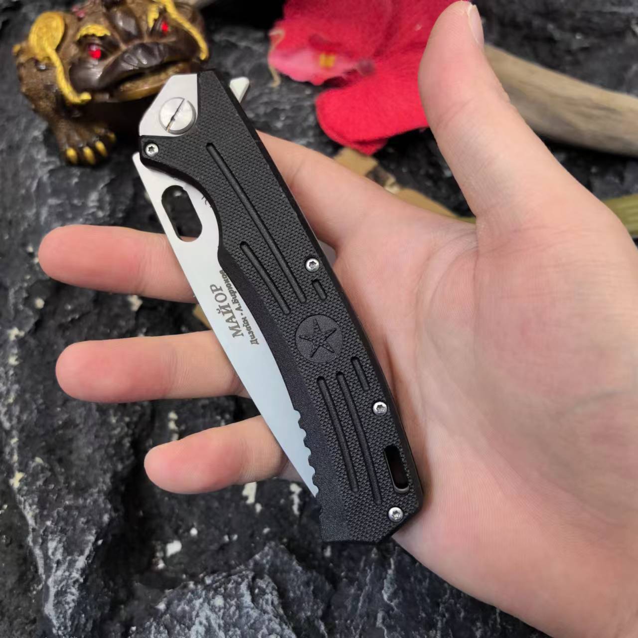 Outdoor folding knife, Russian HOKC knife, camping portable survival knife, outdoor folding knife, tactical knife details Picture