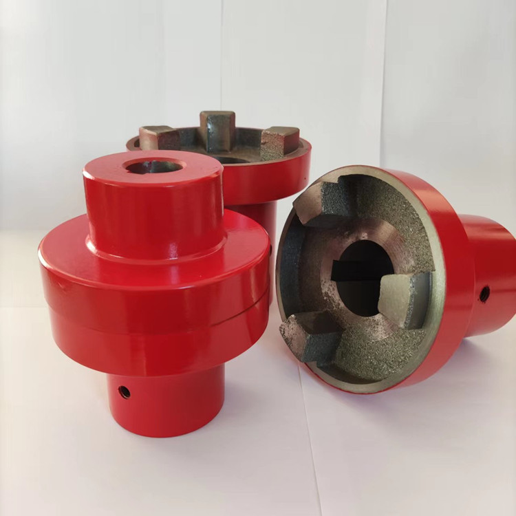 Three-claw coupling for water pump motor, high-torque plum blossom coupling, elastic oil pump drive shaft coupling details Picture