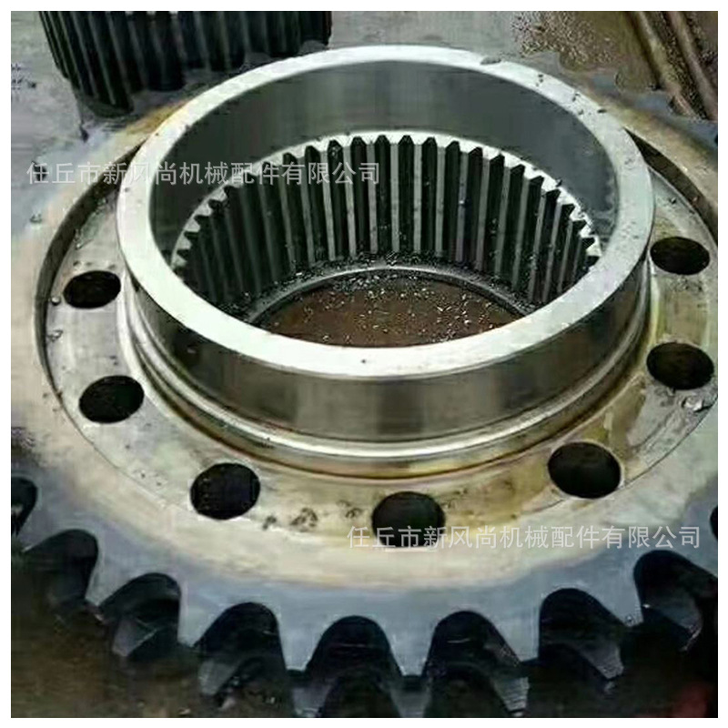 Hole industrial gear 4 points of 45 steel sprocket with 08 b chain 10/12/13/14/15/16/17/18/20 details Picture