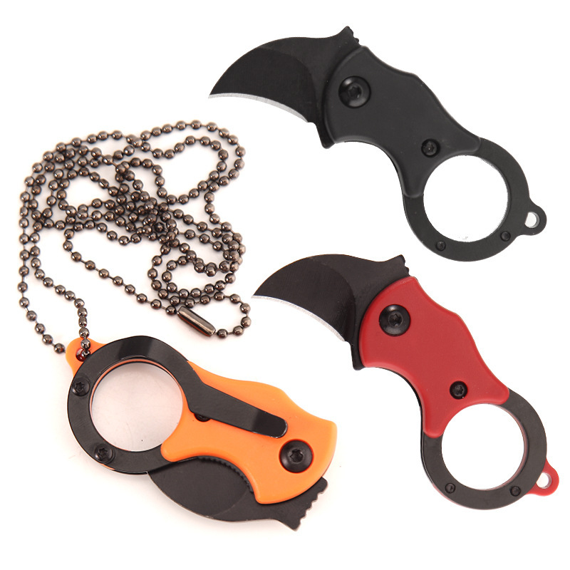 Outdoor high-hardness claw folding knife, portable keychain knife, claw knife, box opening knife, mini folding fruit knife Application Scenario