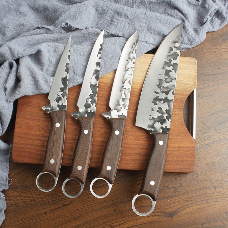 Wholesale of genuine Yangjiang kitchen knives, stainless steel old-fashioned kitchen bone-cutting and slicing knives, household chopping and cutting knives Application Scenario