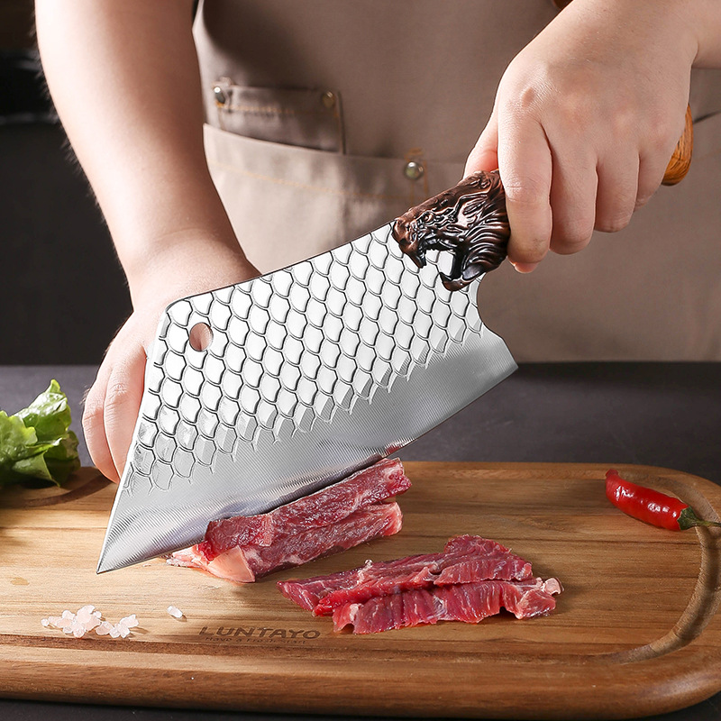 The fish-scale pattern slicing knife features a faucet handle. It is made of stainless steel from Longquan and is sharp. It is a special knife for slicing and cutting meat in the kitchen details Picture
