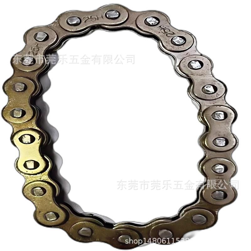 2-point small chain, 25H chain, metal gyroscope chain, chain teeth, fingertip gyroscope toy small chain, small chain Application Scenario
