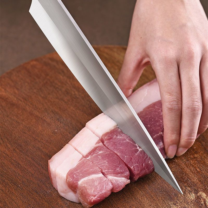 Chef-specific high-end slaughtering, cutting and bone-removing knife for beef and mutton, household kitchen knife Application Scenario