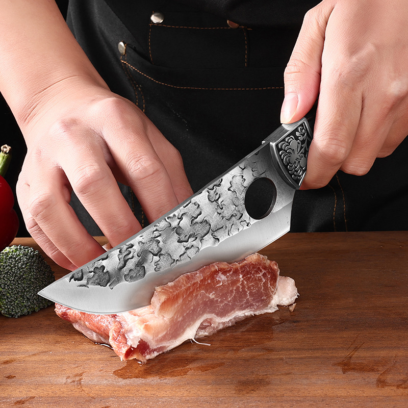 6-inch hand-forged fish slaughtering knife, outdoor camping barbecue slaughtering boning knife, sharp cutting knife, Viking knife Application Scenario