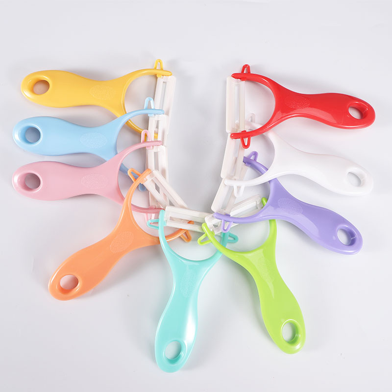 Factory wholesale of ceramic melon peels, ceramic plane knives, peeling knives, ceramic peelers, peeling knives and peelers in stock Application Scenario