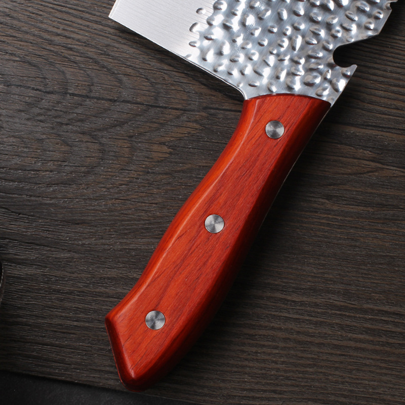 Multi-purpose colored wood and stainless steel kitchen knives, slicing knives, bone cutting knives, kitchen cutting knives, chopping knives, street stall and exhibition axe knives Application Scenario