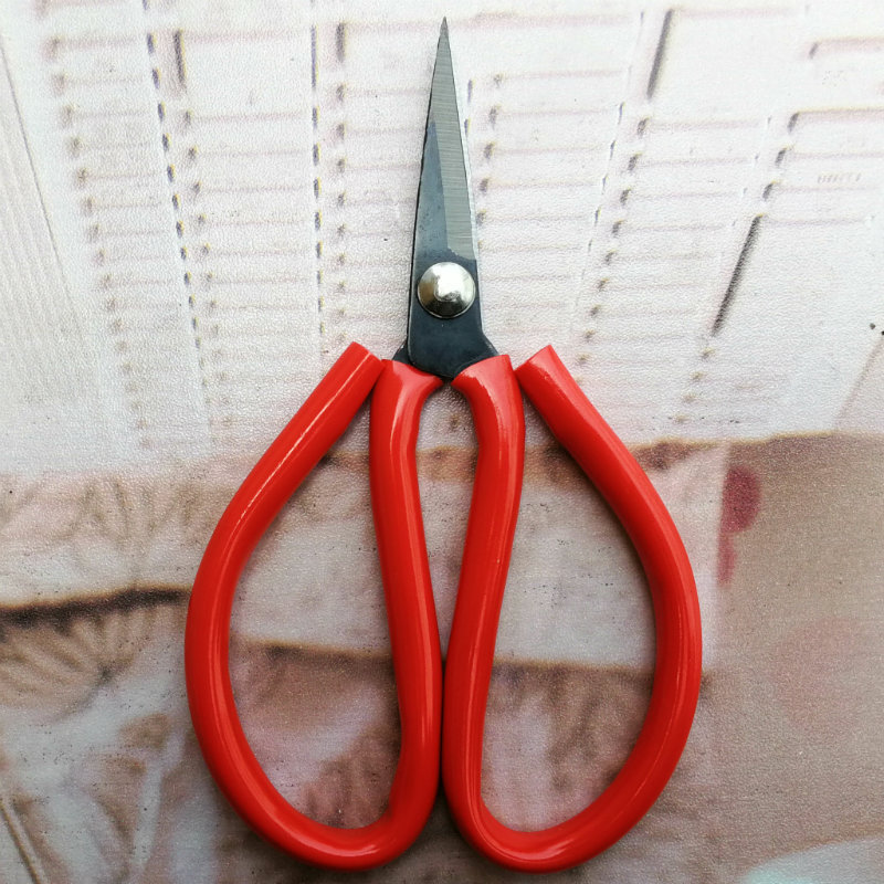Self-produced and self-sold civilian scissors No. 4 small pointed scissors, No. 4 civilian scissors, industrial small scissors, for electronics factories Application Scenario