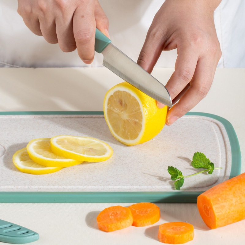 Factory direct sales of three-piece stainless steel knife sets, household fruit knife sets, creative melon grater cutting boards, gifts, and baby food knives Specification drawing