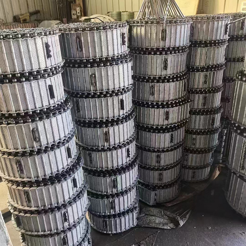 Supply stamping waste material conveying chain plates, stainless steel chain plates, machine tool chip conveyor chain plates, pitch 38.1, carbon steel chain plates Application Scenario