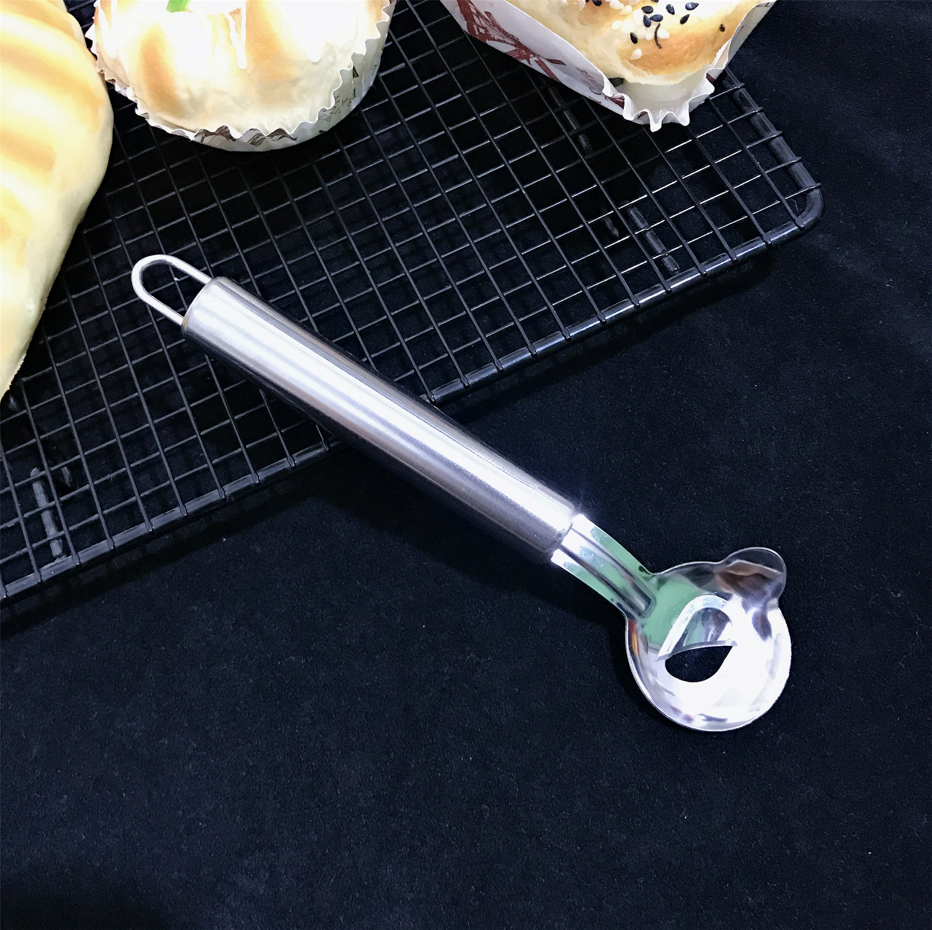 Factory wholesale of knife-cut noodle knives, household stainless steel knife-cut noodle knives, commercial knife-cut noodle knives and tools Specification drawing