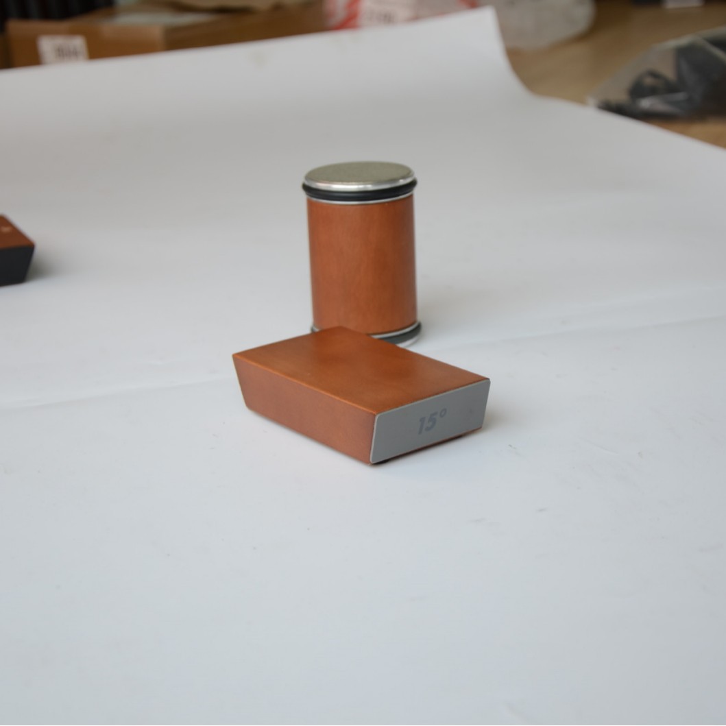 Factory direct sales of roller whetstones, sharpeners, magnetic whetstones, new cross-border products Specification drawing