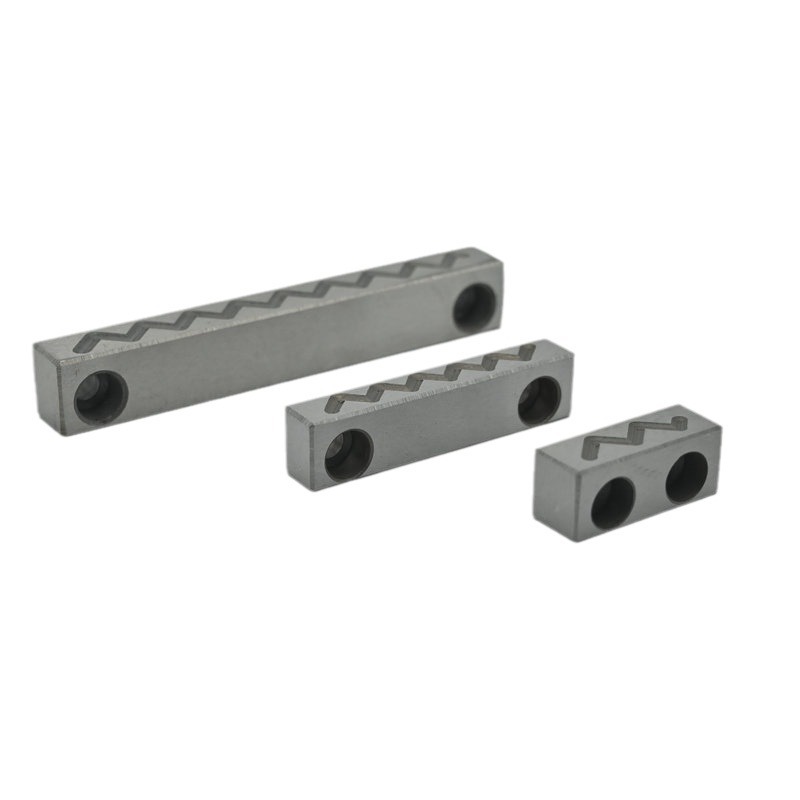 Yanxiu standard pressure strip mold, mold wear-resistant lock module, guide strip, row position pressure block, guide rail injection molding mold Item Picture