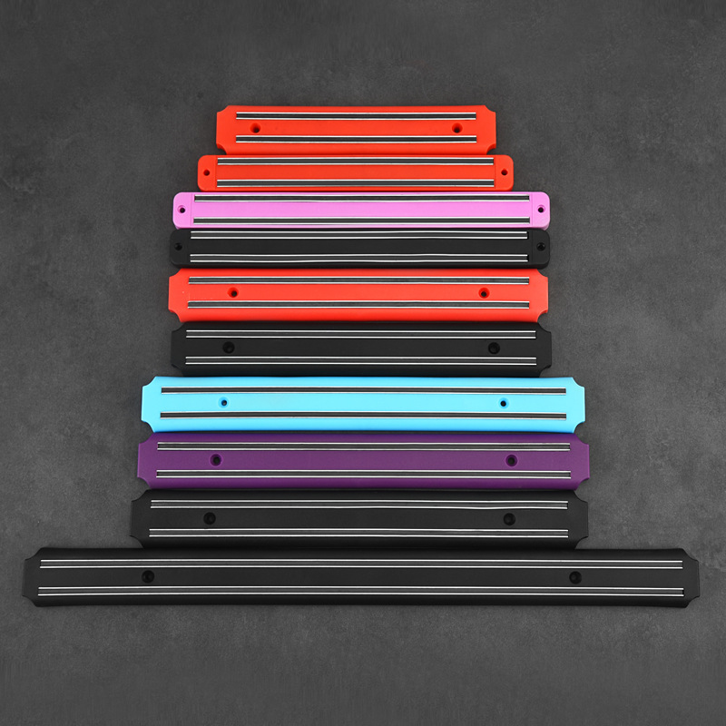 The manufacturer supplies magnetic strip knife racks, kitchen magnetic knife seats, wall-mounted magnetic knife racks, magnetic knives and tool storage racks full figure