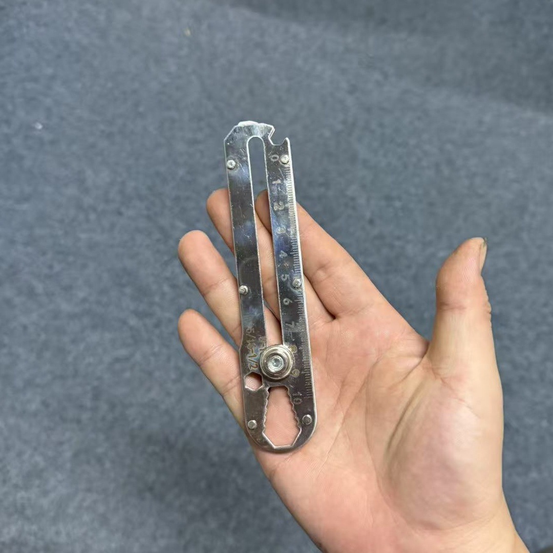 【 Bestseller 】 Multi-functional utility knife, high-hardness stainless steel ten-in-one scale, heavy-duty thickened and durable tool knife undefined