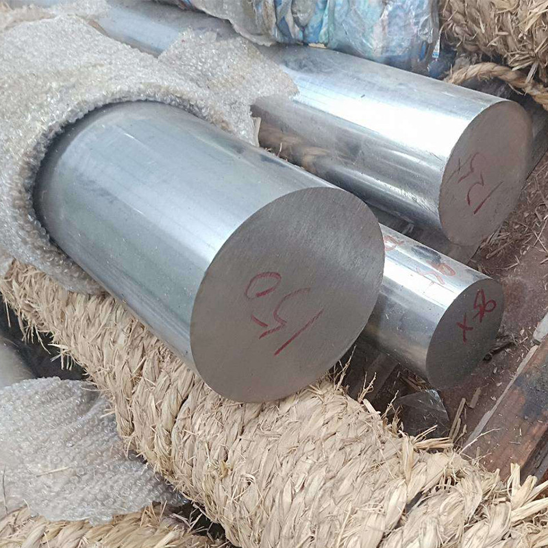 The manufacturer wholesales 45 # chrome-plated hard shafts and chrome-plated rods for processing straight chrome-plated smooth shafts ranging from 5 to 18mm Item Picture