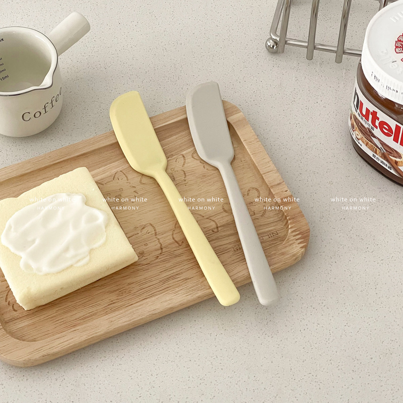 Jam spatula, baking silicone peanut butter spatula, scraper, butter knife, toast and bread spreading knife, cheese spreading knife full figure