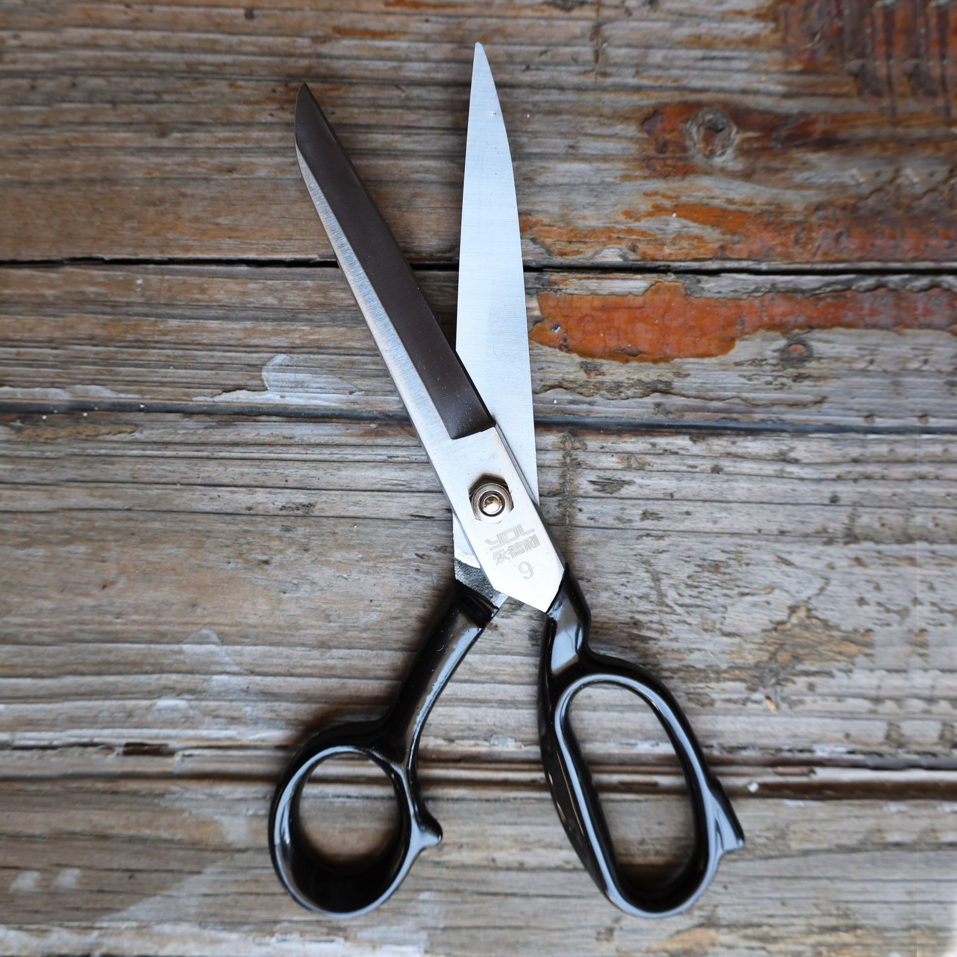 Yongdeli Round Head Brazilian clothing cutting, thickening and lengthening, sharp scissors, leather manganese steel clothing, experienced tailor, pattern-making specialty Specification drawing