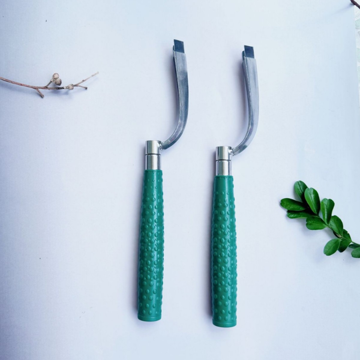 Factory direct supply of rubber tapping knives, no-grinding blades, Banna rubber tapping knives, stainless steel rubber spatula knives, V-shaped grease extraction and turpentine details Picture