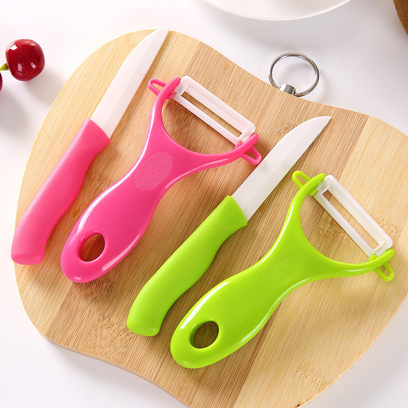 Two-piece sets of ceramic fruit knives and fruit peelers from the manufacturer, creative gifts Application Scenario