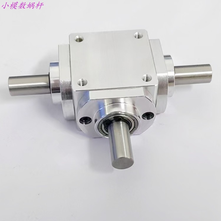 The small 1:1 T-type cross commutator with a shaft diameter of 10 right-angle transmission gearbox and bevel gear reduction gearbox rotates undefined