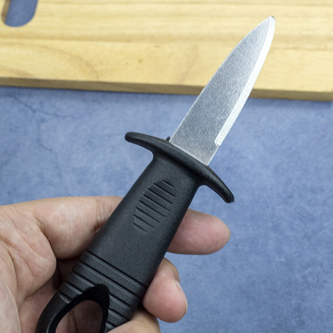 Oyster knife, oyster opening knife, oyster digging tool, thickened oyster opening knife, stainless steel oyster prying knife, shell and seafood opening tool Application Scenario