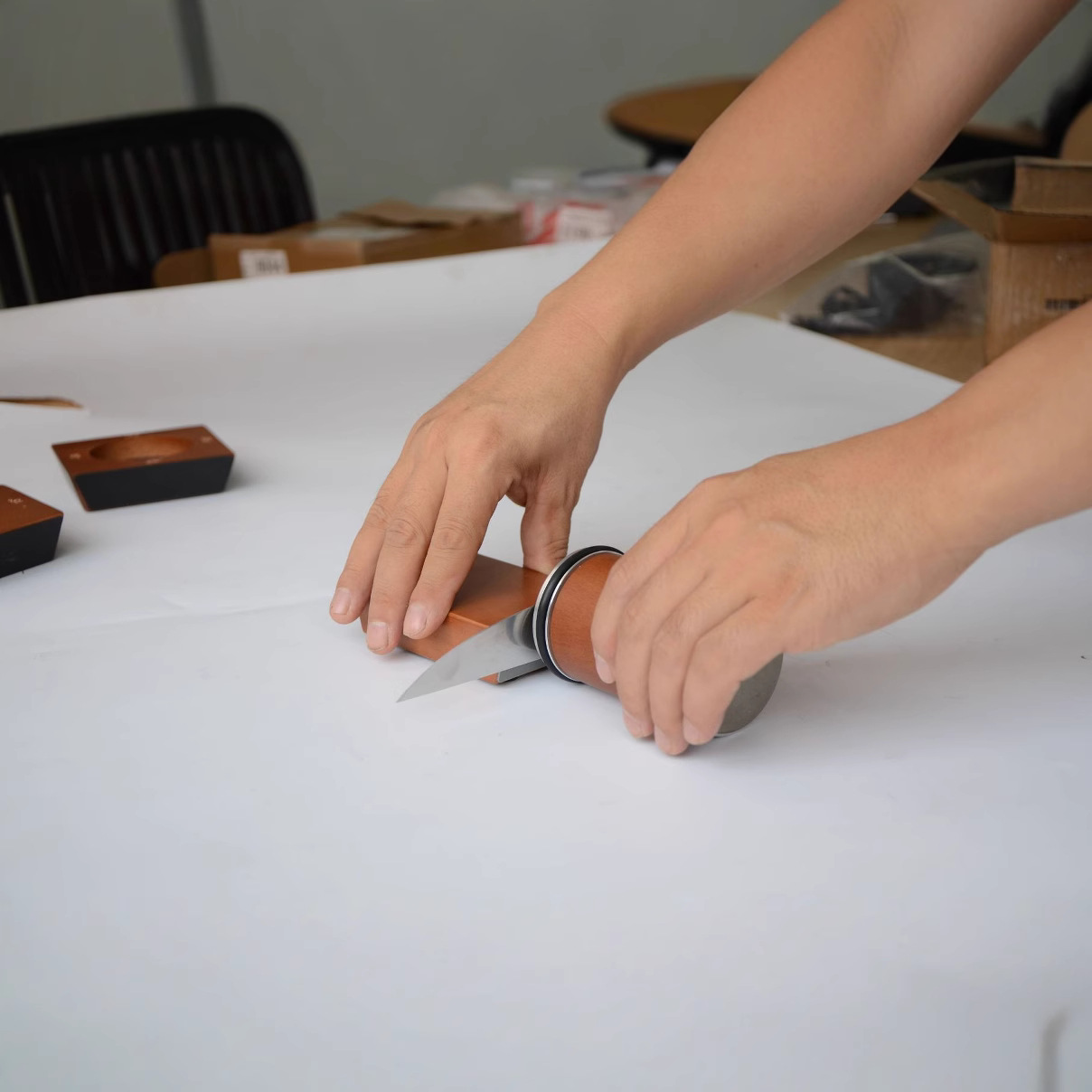 Rolling Knife Sharpener, two-angle rolling knife sharpener, grinding stone details Picture