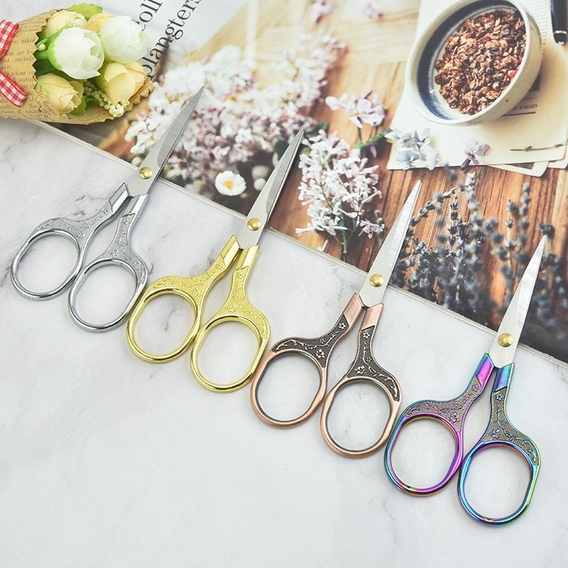 Yangjiang knife and scissors, stainless steel household scissors, plum blossom scissors, square handles, embroidery student scissors, office and document scissors full figure