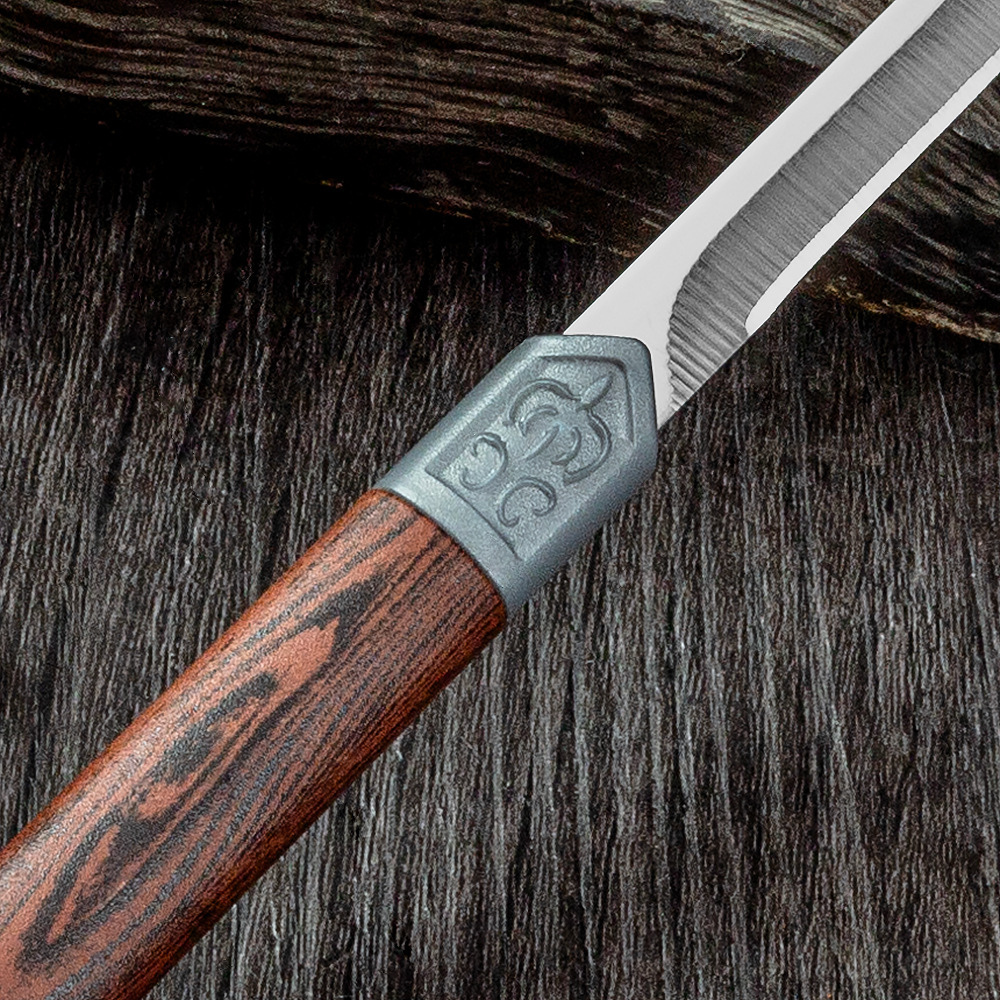 Stainless steel fruit knife, outdoor camping knife, express delivery folding knife, household fruit knife, M390 small combat boat peeling knife Application Scenario