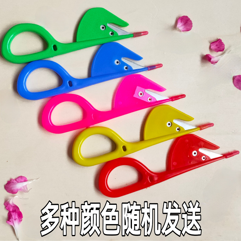 Intestinal knife, chicken and duck intestinal knife, duck intestine knife, chicken intestine knife, chicken and duck intestine knife, poultry intestinal knife full figure