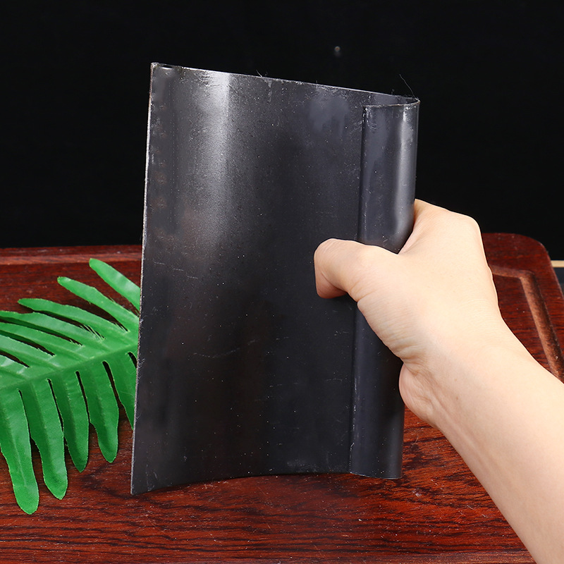 Manganese steel and stainless steel pig-scraping knives, pig-peeling knives, slaughterhouse knives, pig-slaughtering knives, pig-scraping knives, hair-pulling and hair-scraping tools Specification drawing