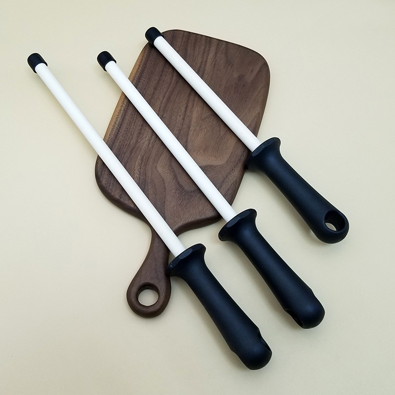 Ceramic knife sharpening rods, 8-inch, 10-inch and 12-inch knife sharpeners and whetstones are selling well across the border on Amazon for quick sharpening full figure