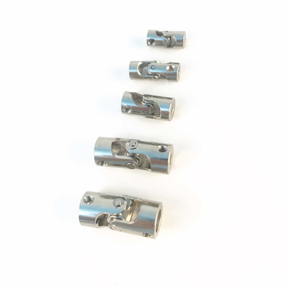 Model car and ship drive shaft connection universal joint 3-5mm metal universal joint universal coupling shaft coupling Application Scenario
