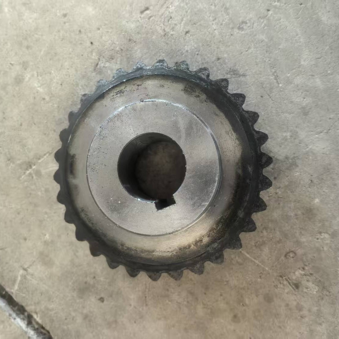 90-degree right-angle reversing high-frequency bevel gears, spiral bevel gears, five-axis gears, precision arc gears Application Scenario